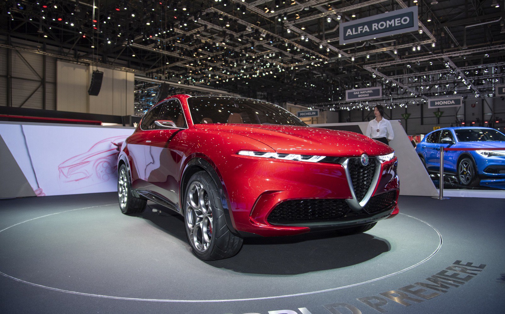 © www.Auto-Data.net Foto Alfa Romeo Tonale
