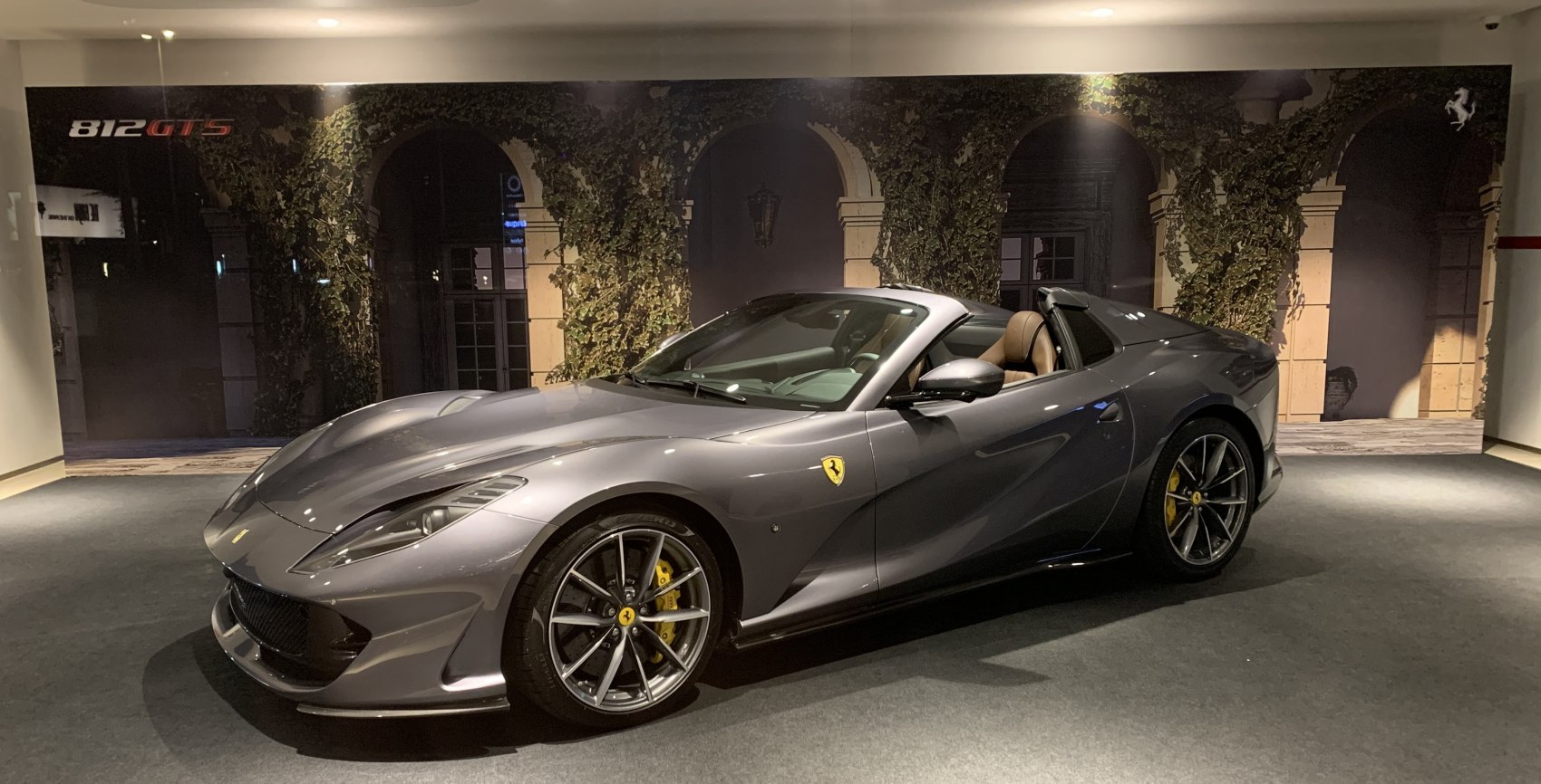 Foto Ferrari 812 GTS