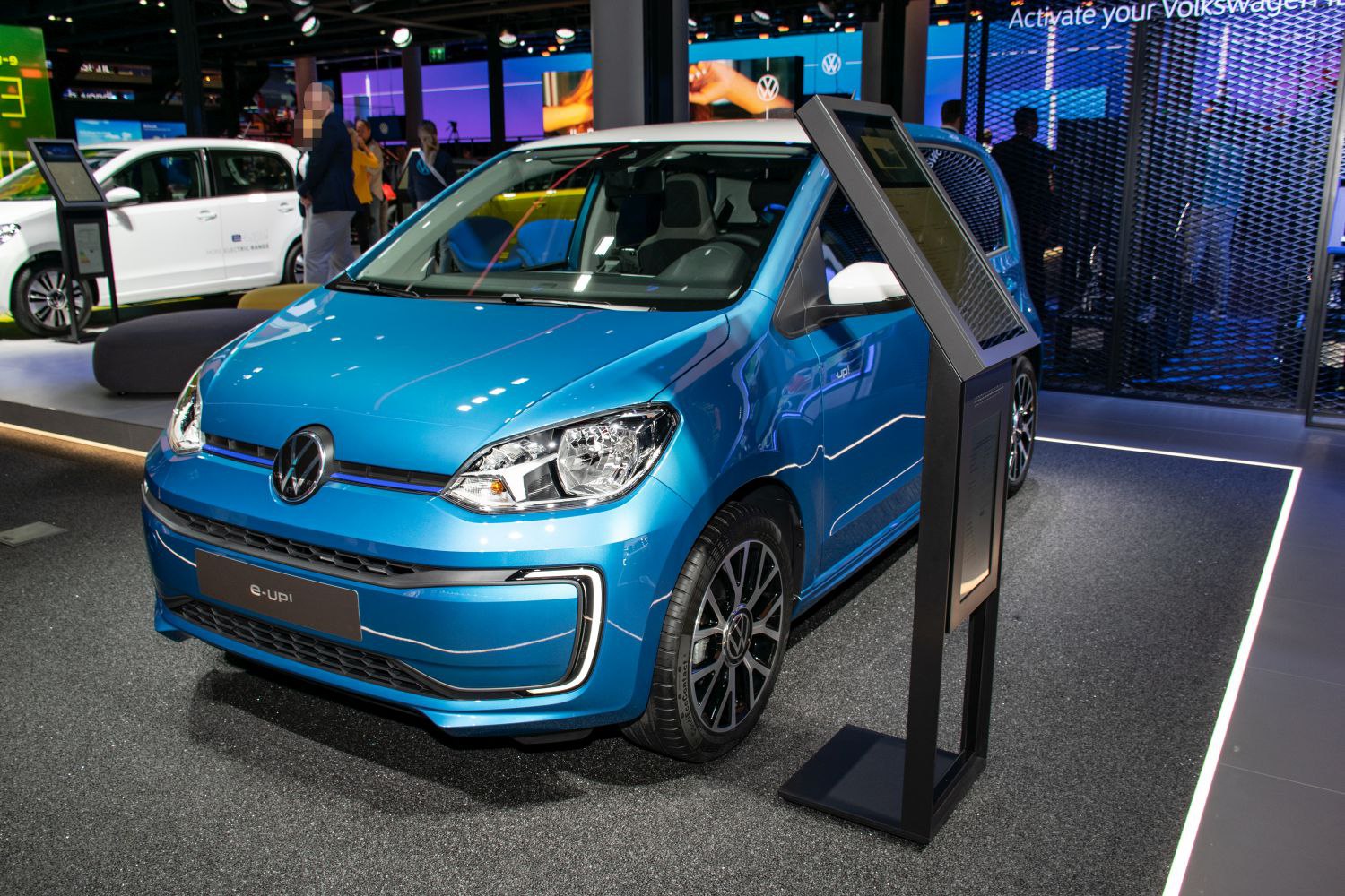 © www.Auto-Data.net Foto Volkswagen Up!