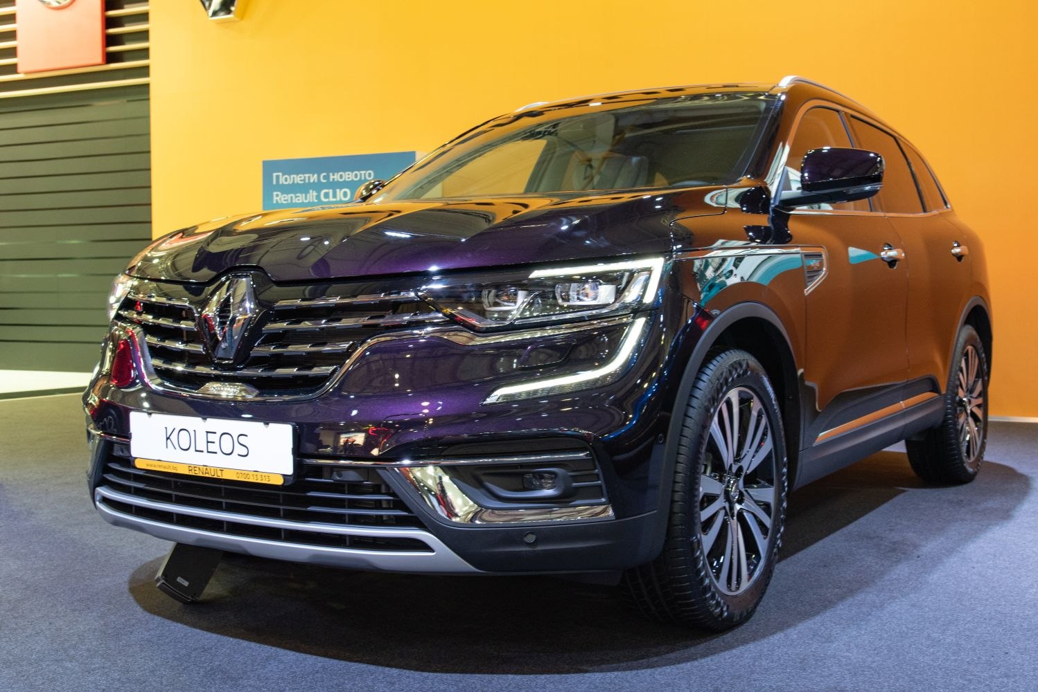 © www.Auto-Data.net Foto Renault Koleos